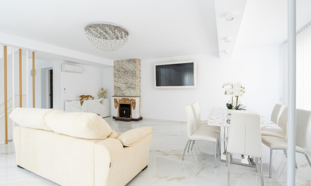 Radhus -  -  - 