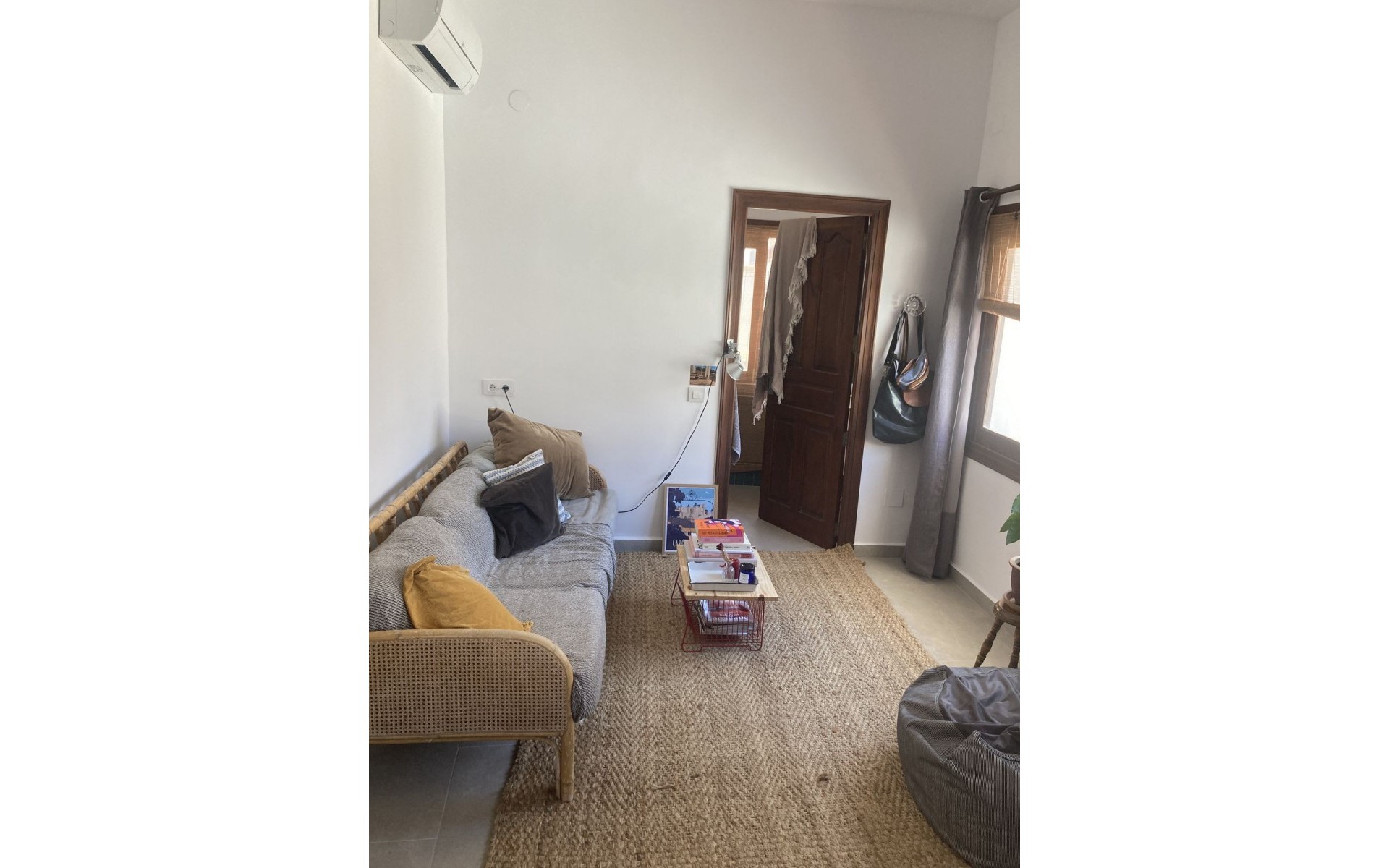  - Radhus - 