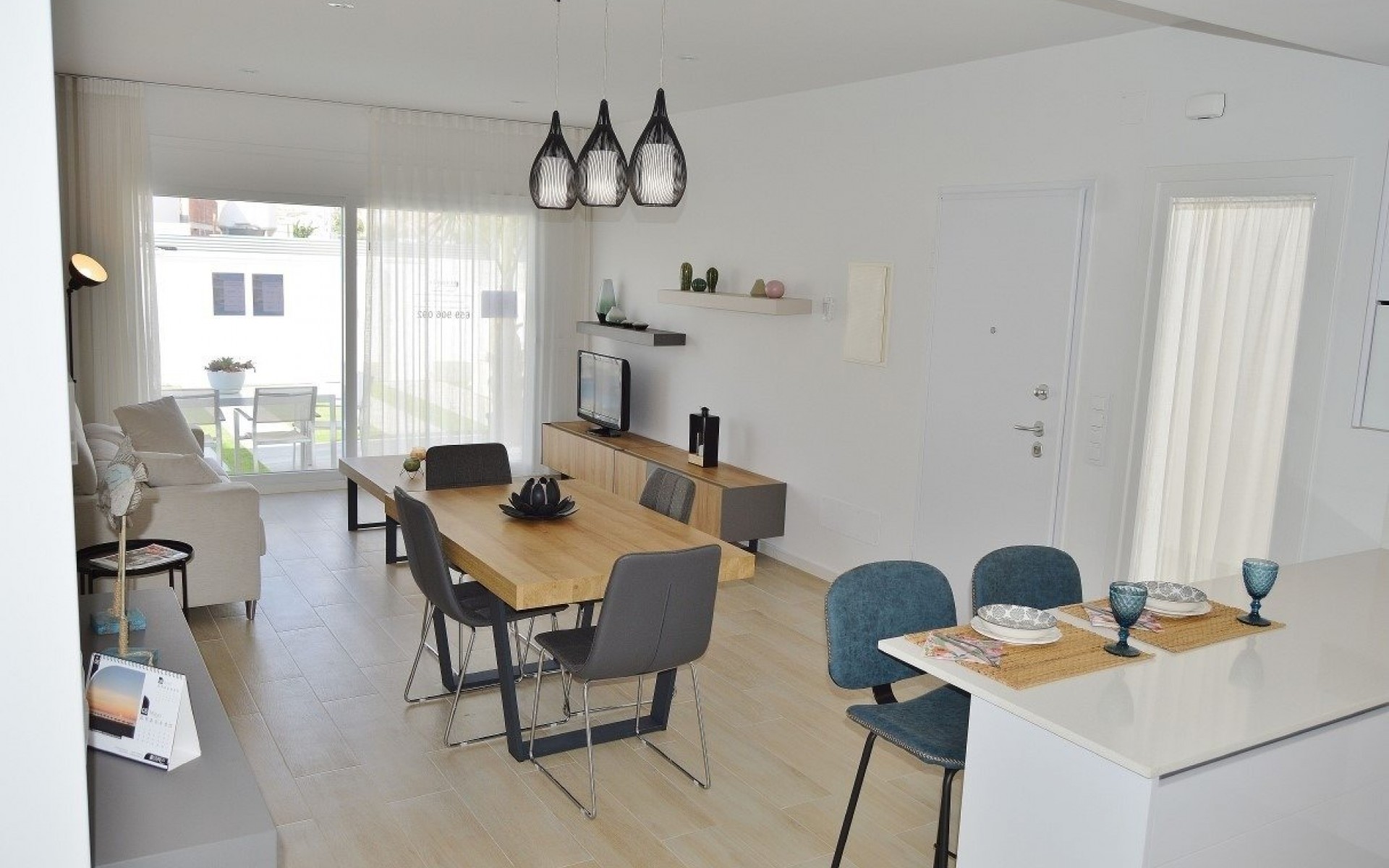  - Radhus - 