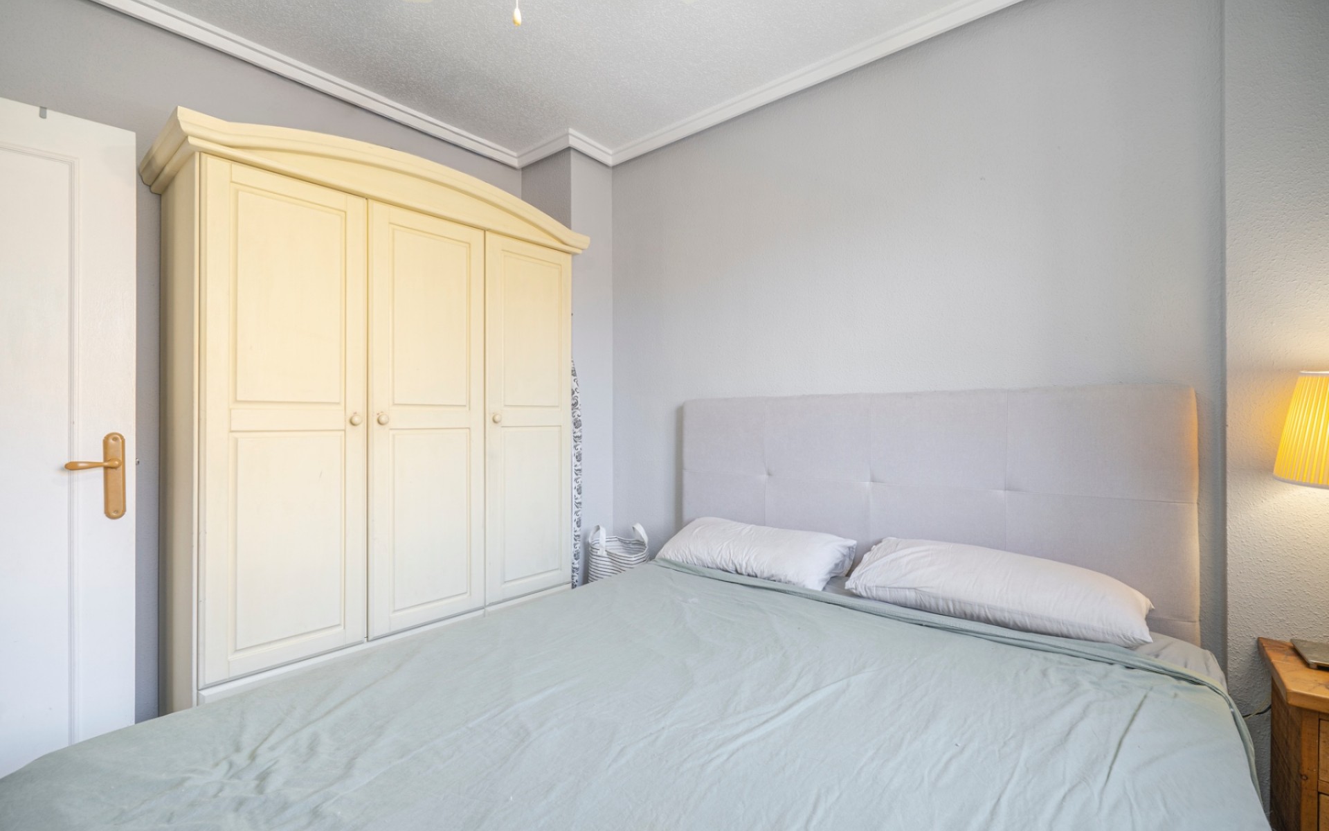  - Radhus - 