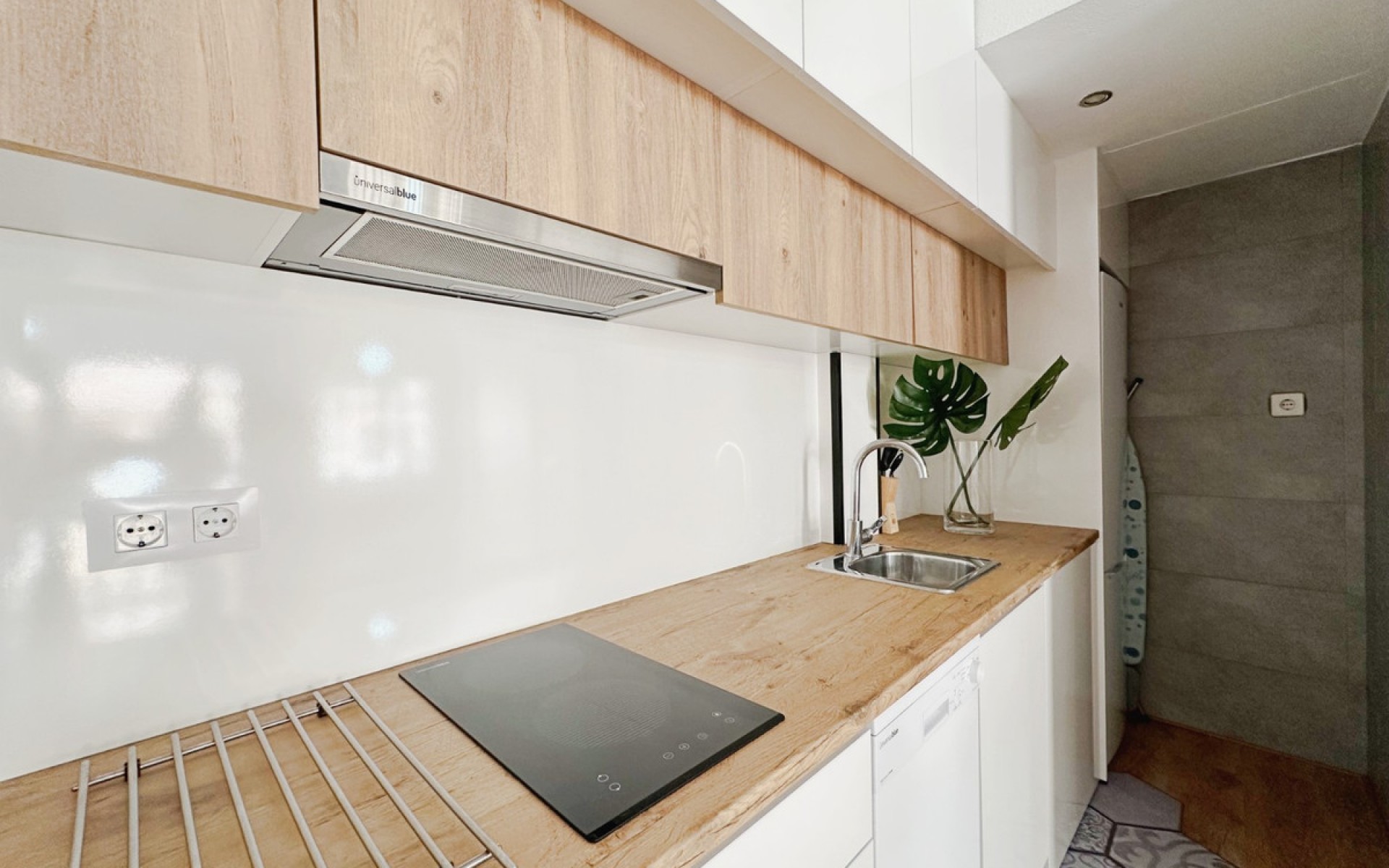  - Radhus - 