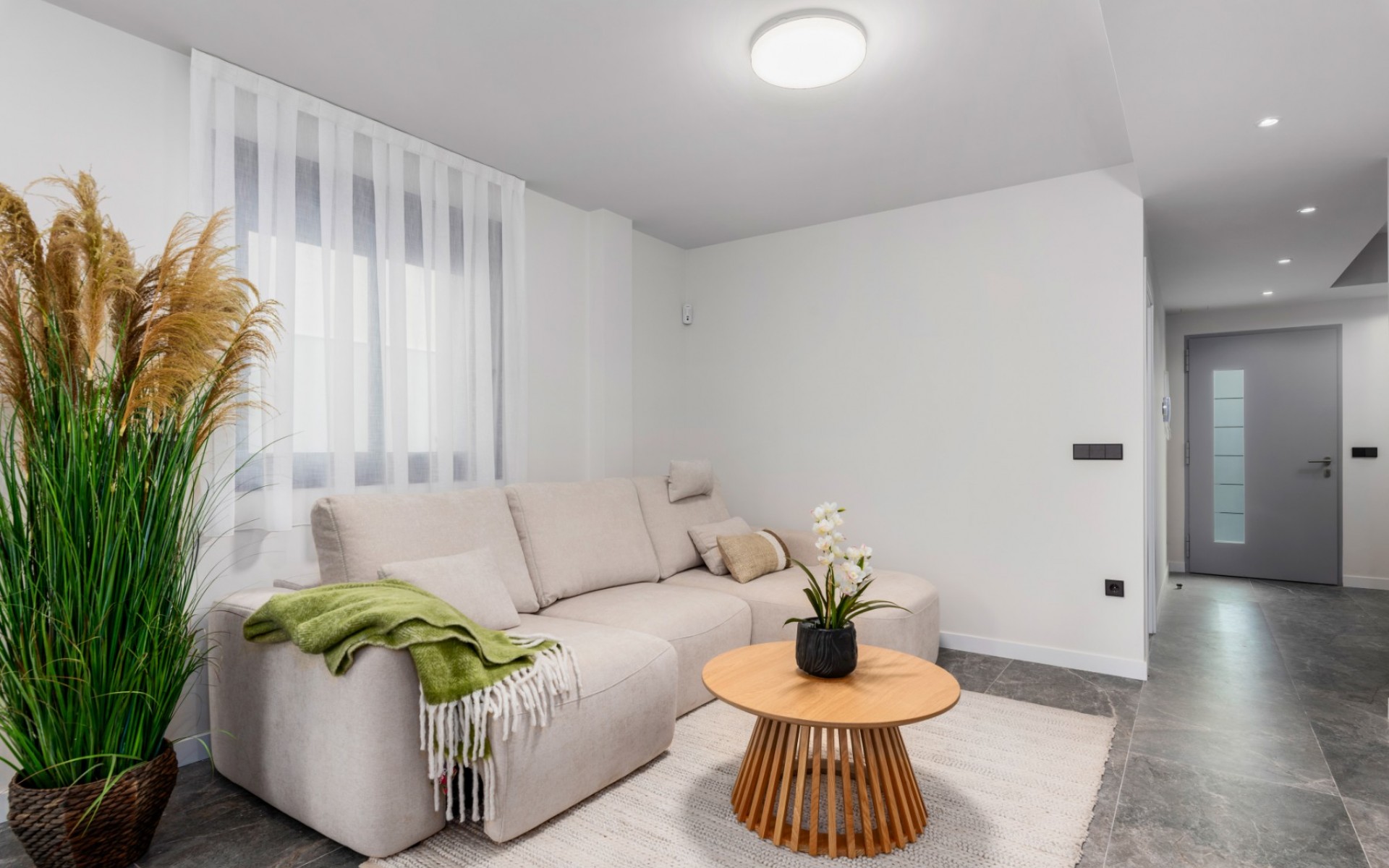  - Radhus - 