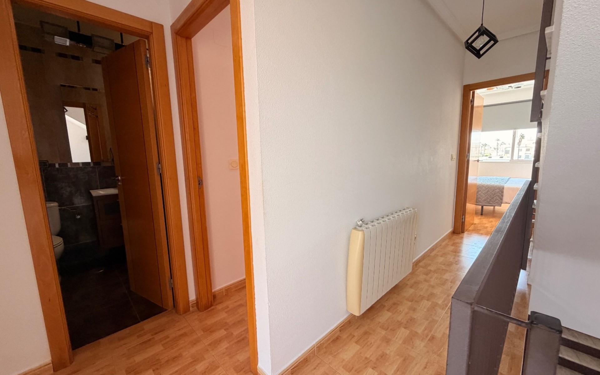  - Radhus - 