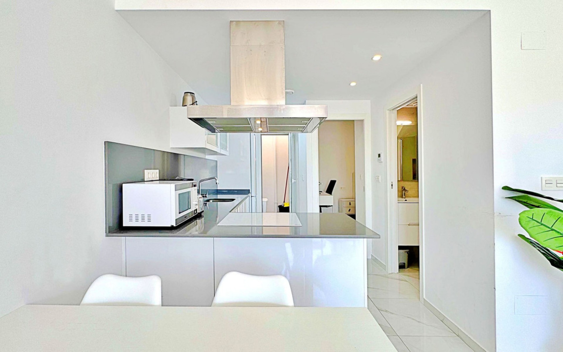  - Radhus - 