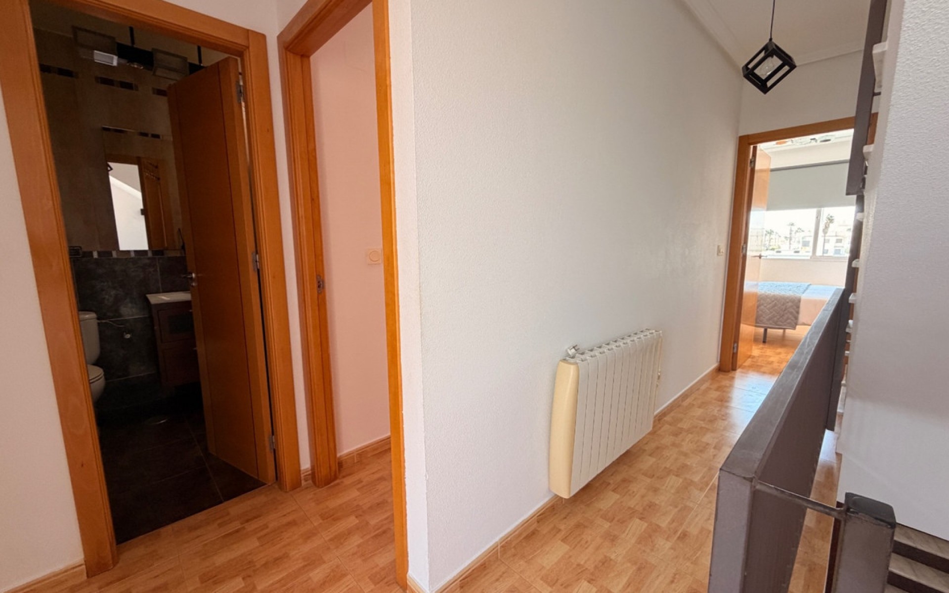  - Radhus - 