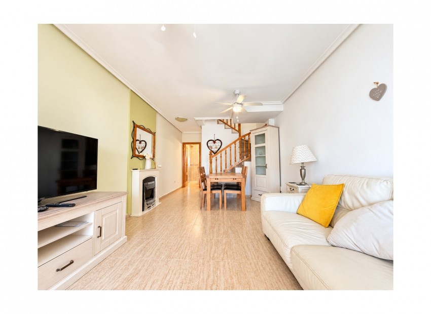  - Radhus - 
