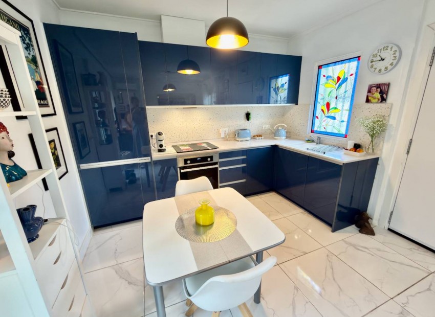 - Radhus - 