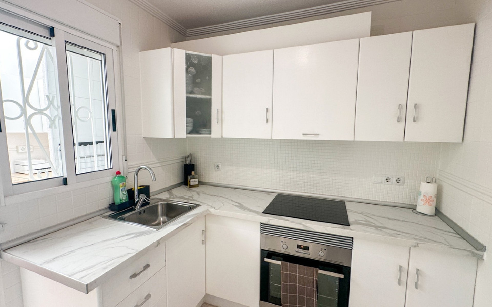  - Radhus - 