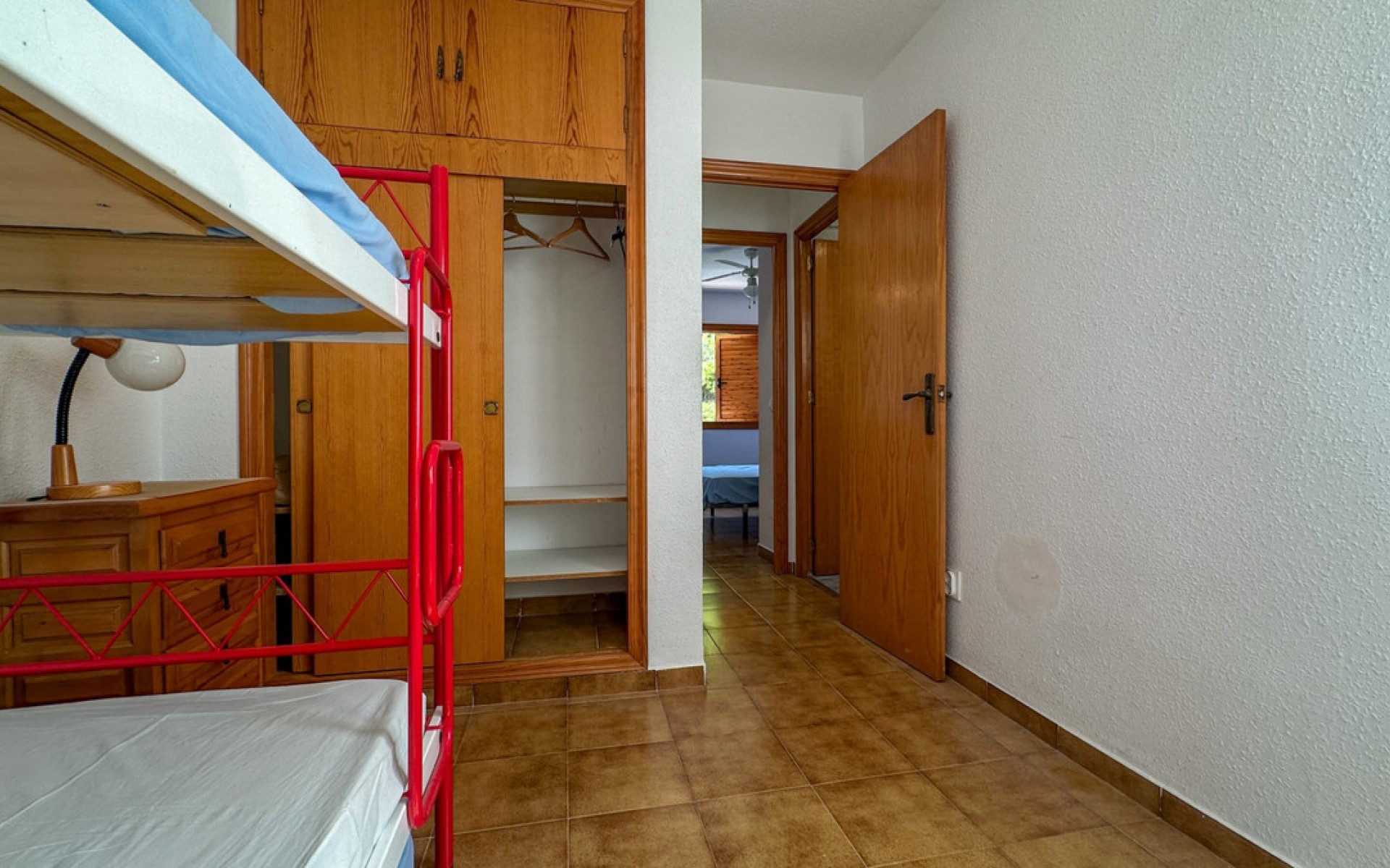  - Radhus - 