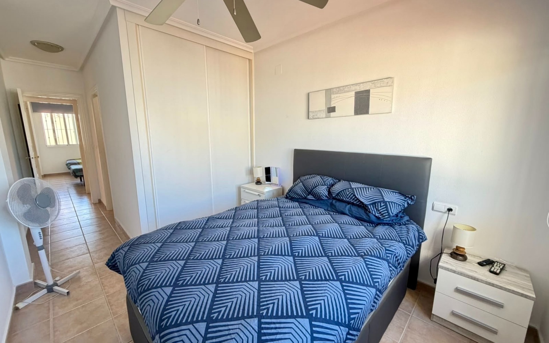  - Radhus - 