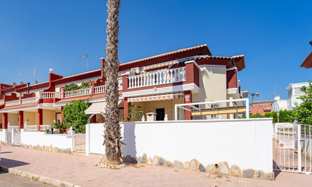 Reihenhaus - zum Verkauf - Ciudad Quesada - Doña Pepa