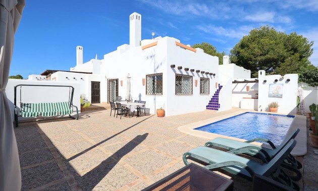 Reihenhaus - zum Verkauf - Orihuela Costa - Lomas de Campoamor