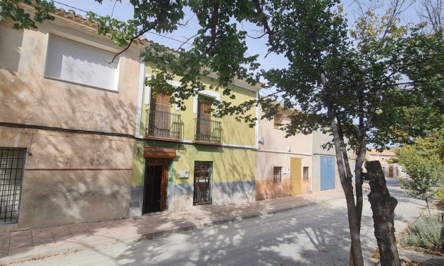 Reihenhaus - zum Verkauf - Pinoso - Pinoso Centro