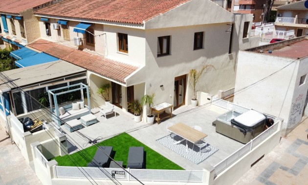 Reihenhaus - zum Verkauf - Santiago De La Ribera - Santiago De La Ribera
