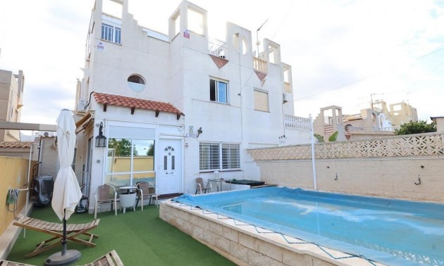 Reihenhaus - zum Verkauf - Torrevieja - Torrevieja Centro