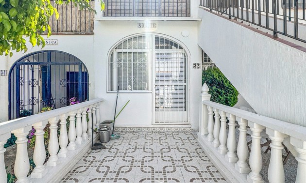 Reihenhaus - zum Verkauf - Torrevieja - Torrevieja Centro