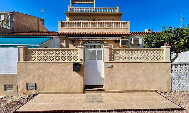Reihenhaus - zum Verkauf - Torrevieja - Torrevieja Centro