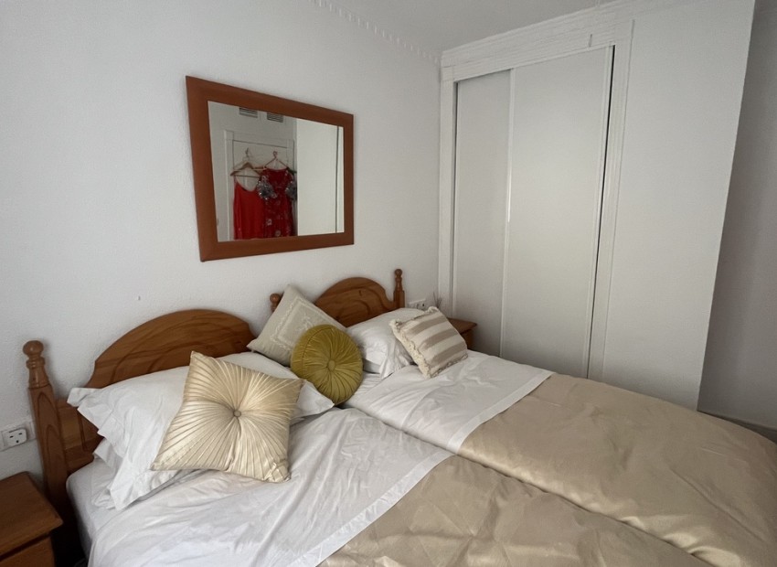 Resale - Apartment - Algorfa