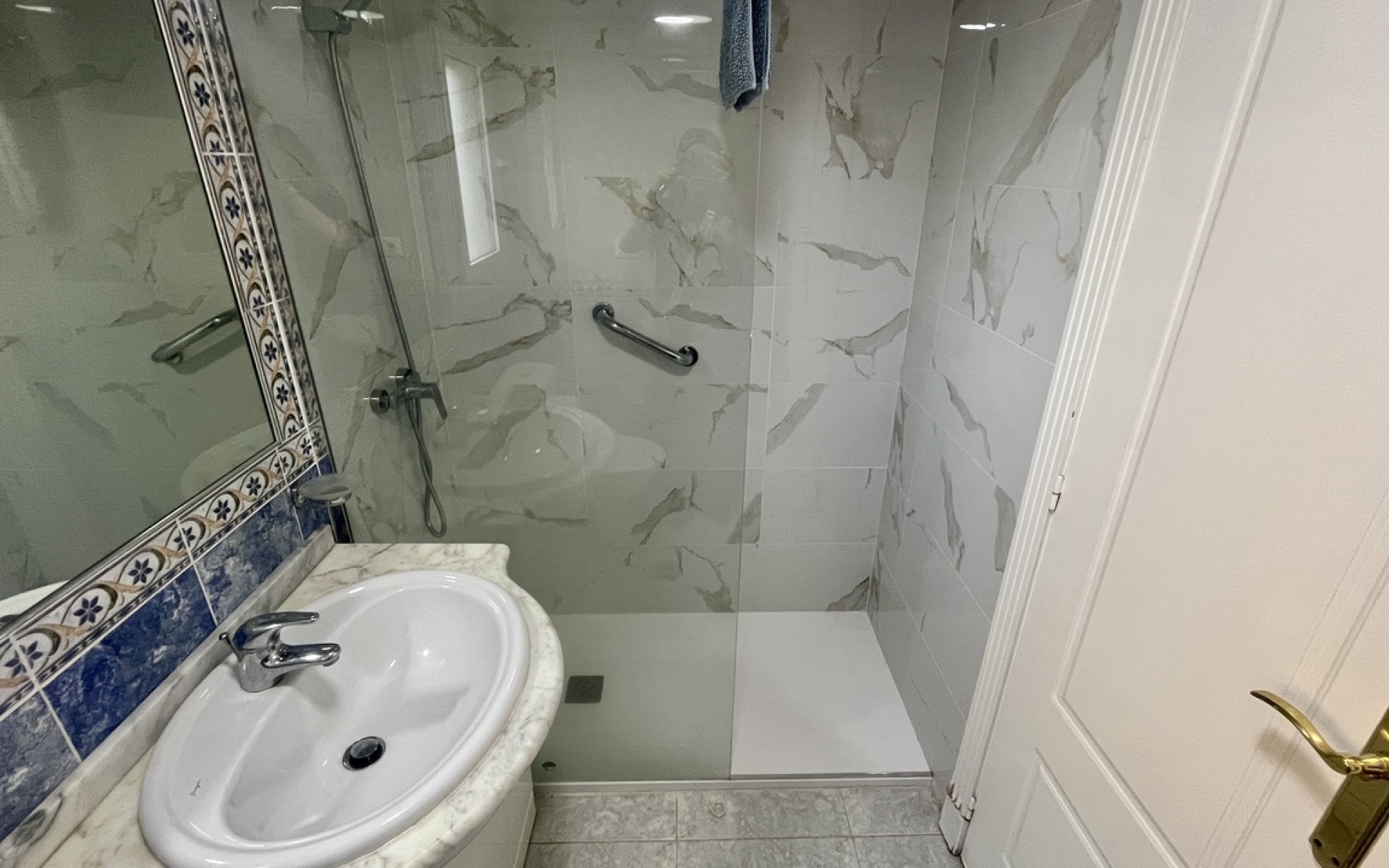 Resale - Apartment - Algorfa