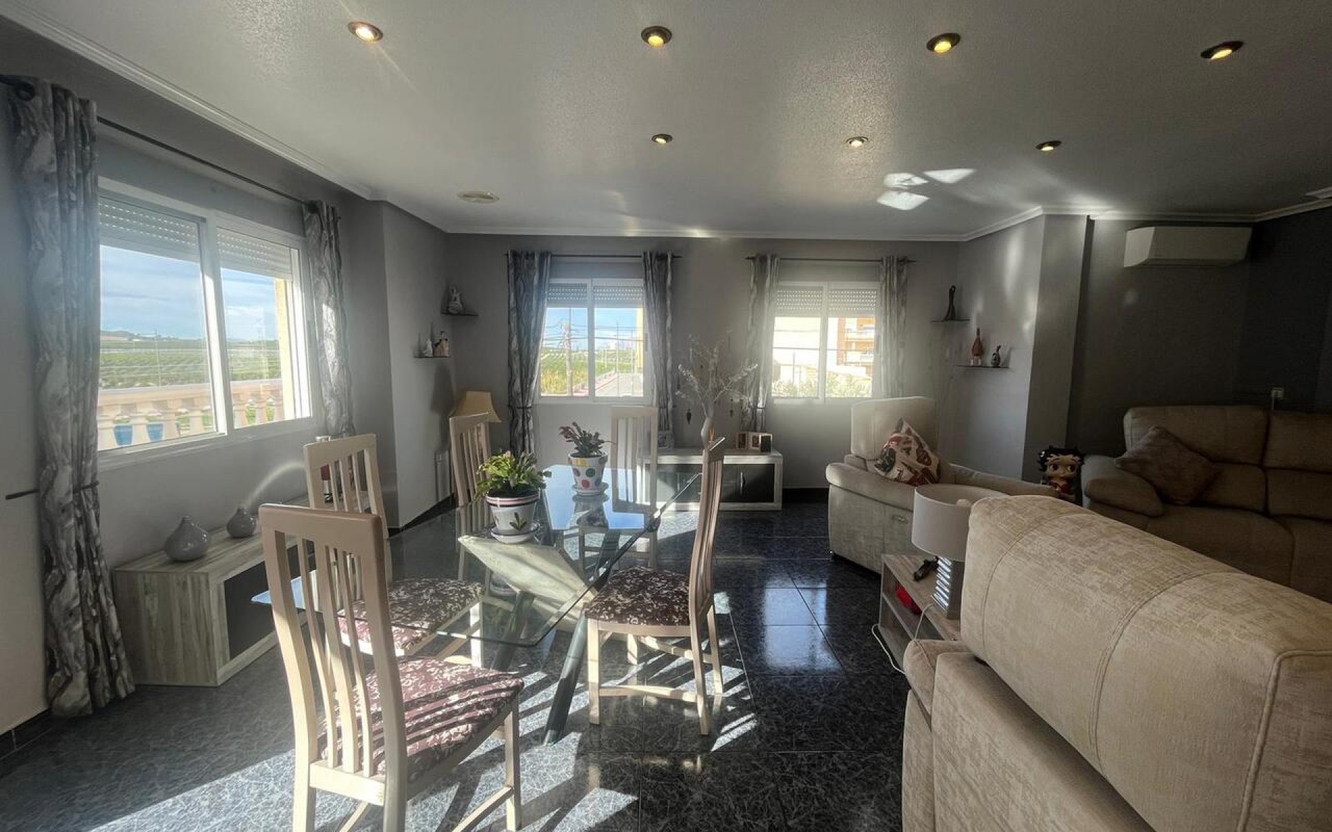 Resale - Apartment - Algorfa