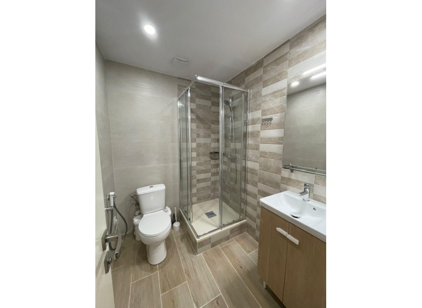 Resale - Apartment - Alicante - Alicante Centro