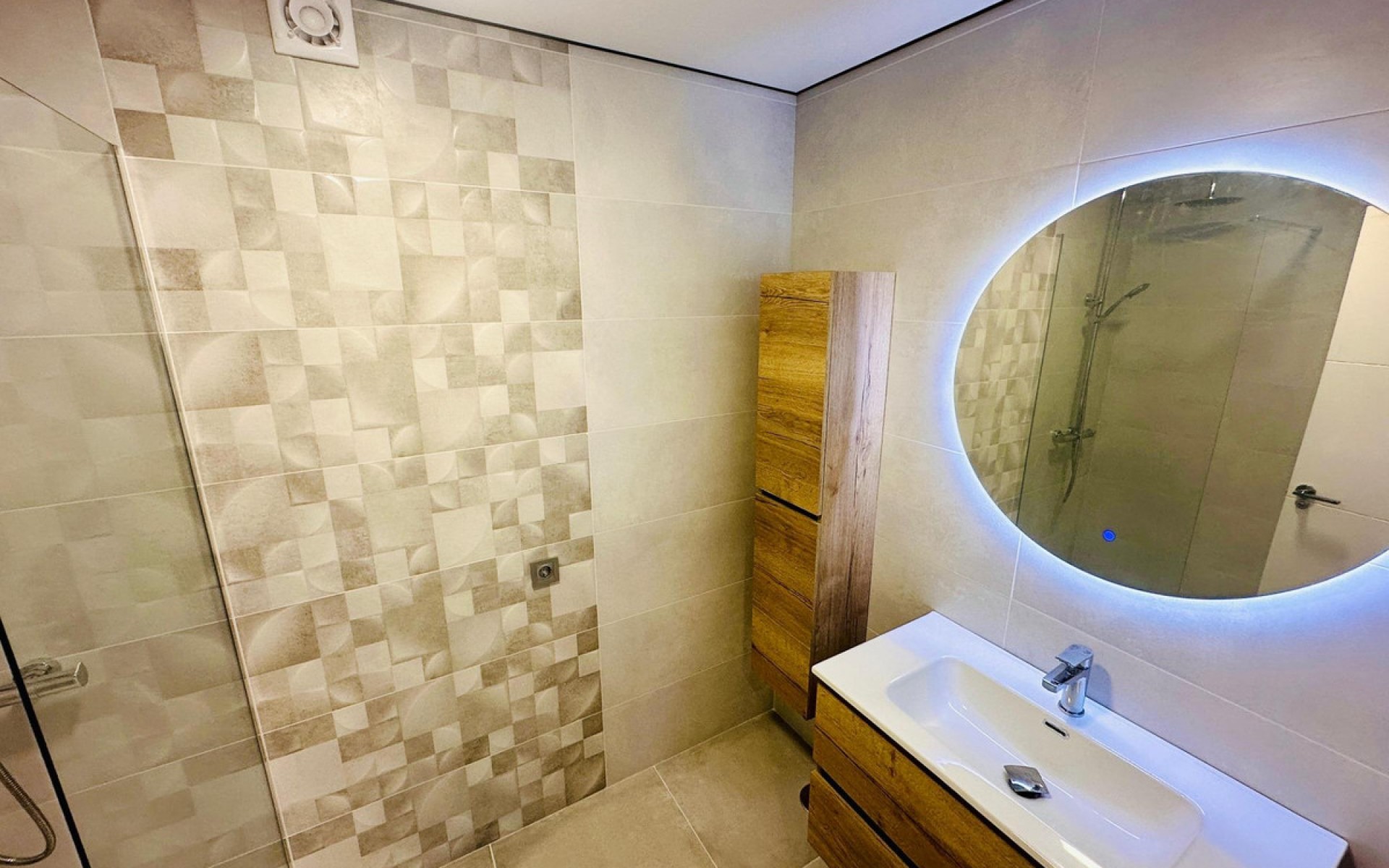 Resale - Apartment - Alicante - Alicante Centro