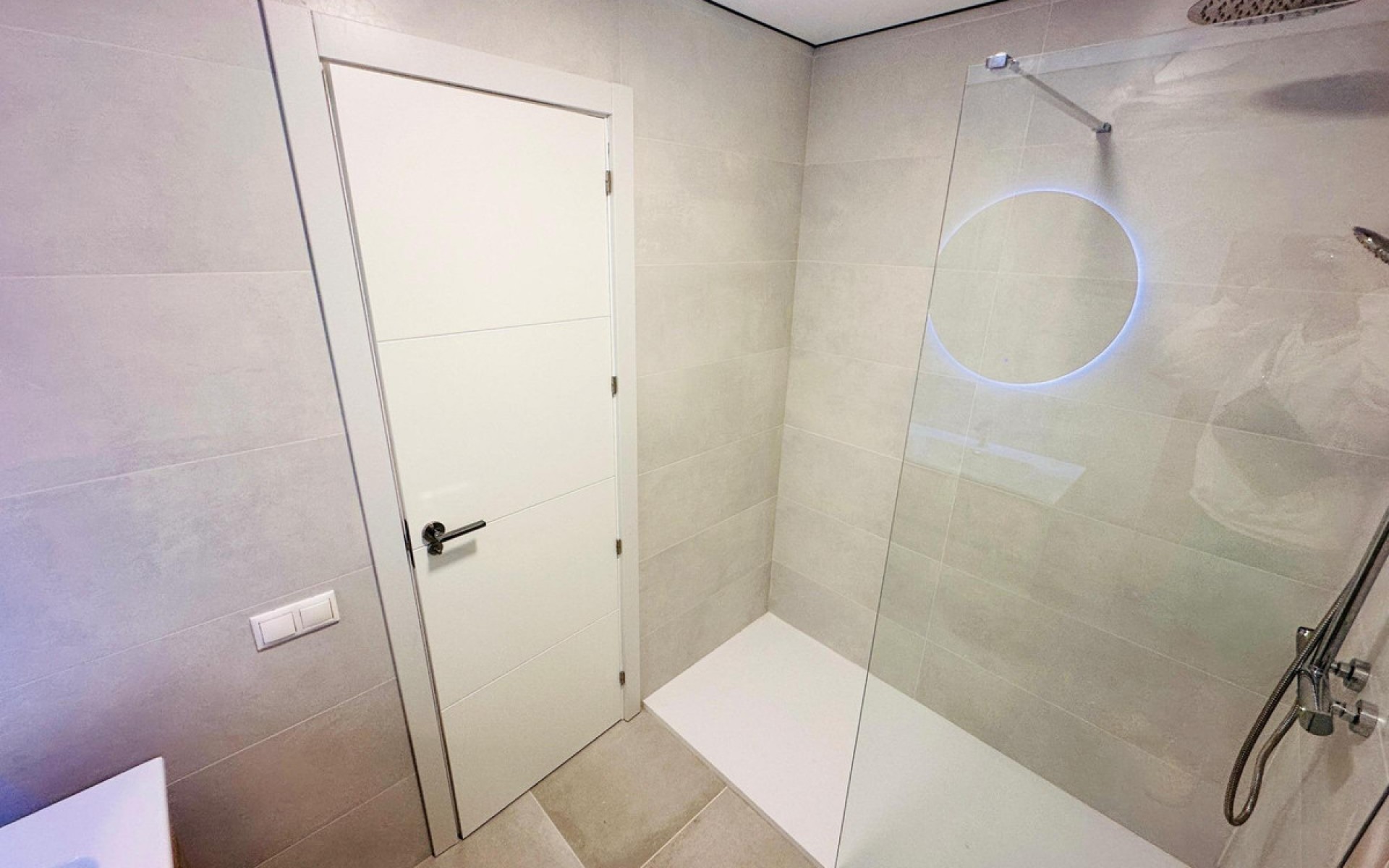 Resale - Apartment - Alicante - Alicante Centro