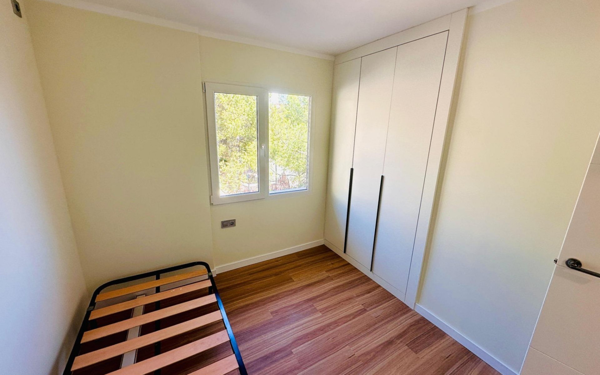 Resale - Apartment - Alicante - Alicante Centro