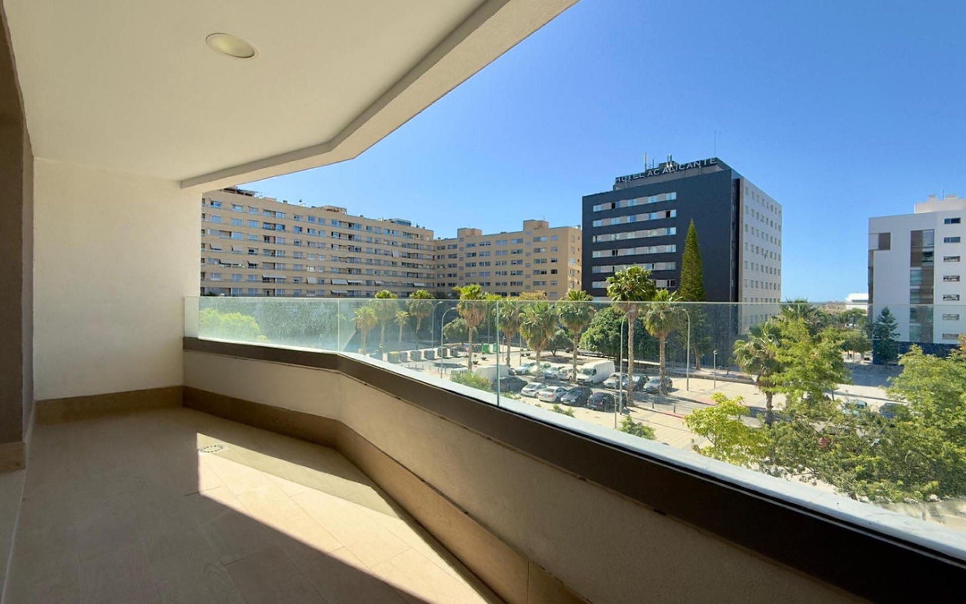 Resale - Apartment - Alicante - Alicante Centro