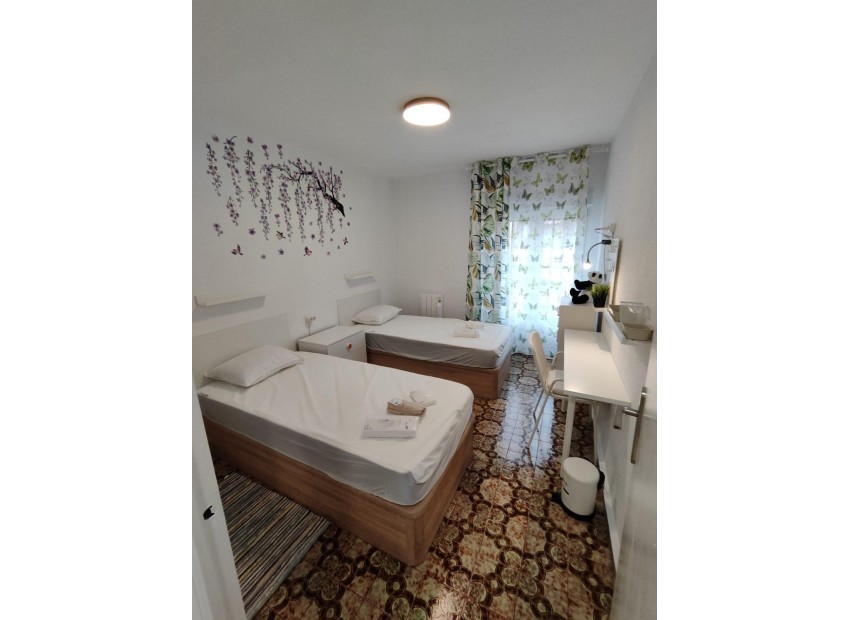 Resale - Apartment - Alicante - Alicante Centro