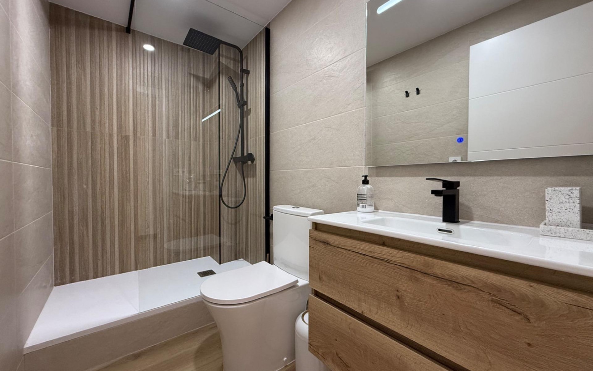 Resale - Apartment - Alicante - Alicante Centro