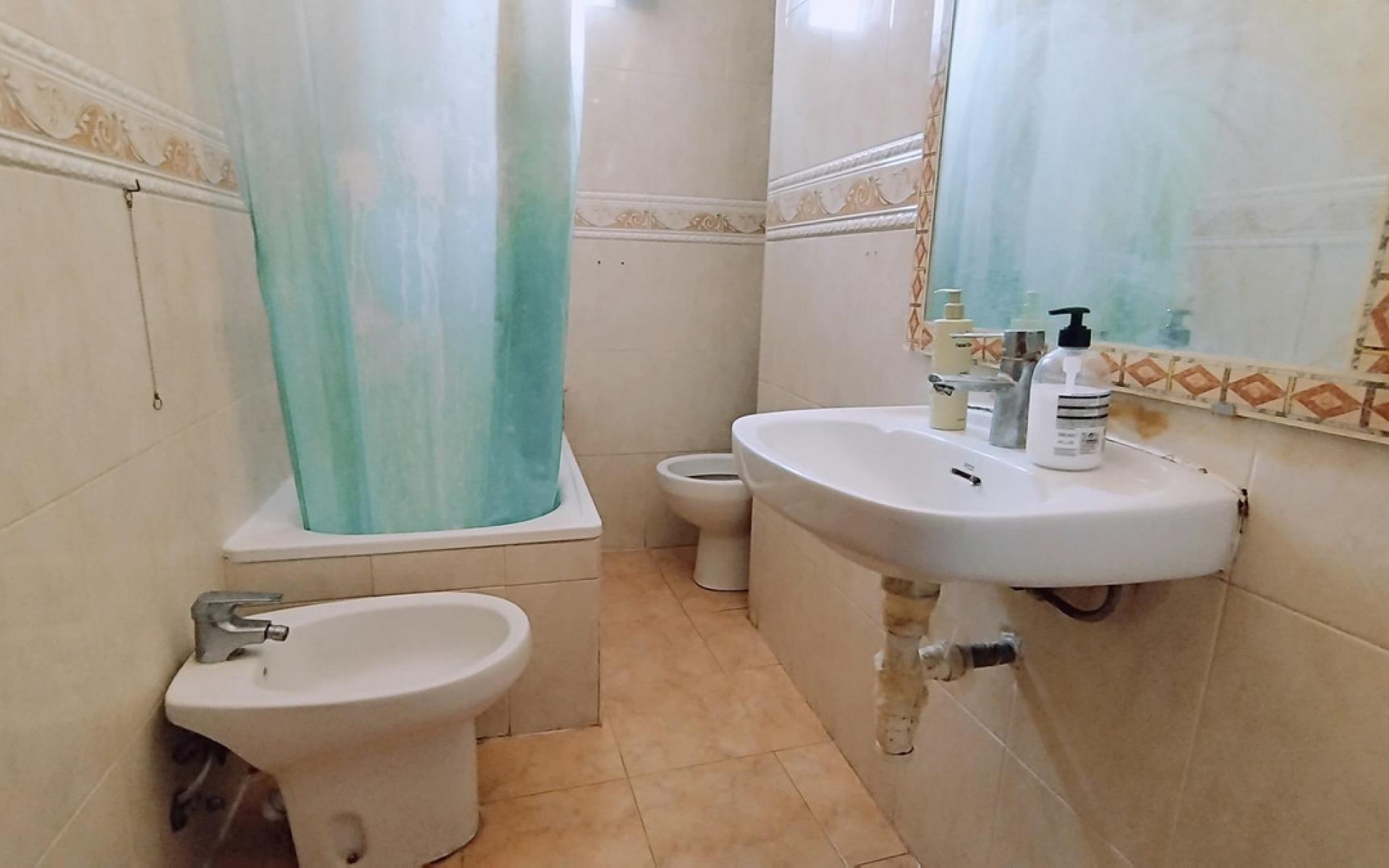 Resale - Apartment - Alicante - Alicante Centro