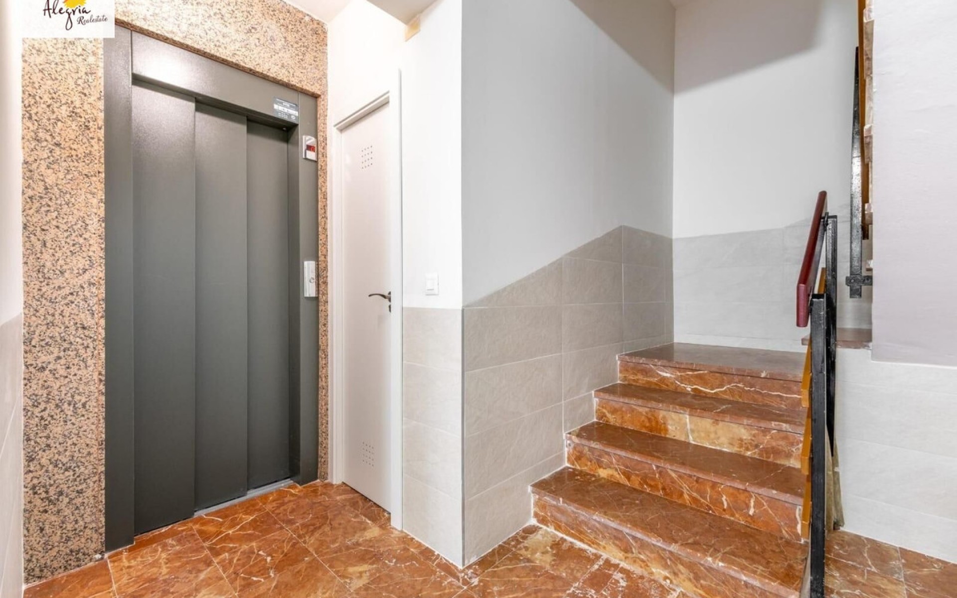 Resale - Apartment - Alicante - Alicante Centro