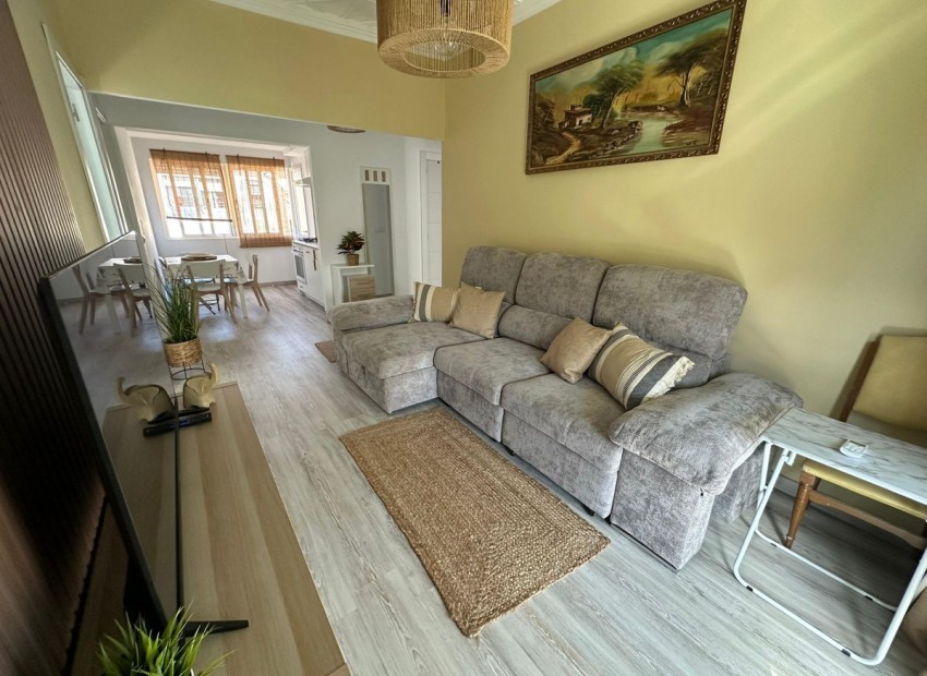 Resale - Apartment - Alicante - Alicante Centro