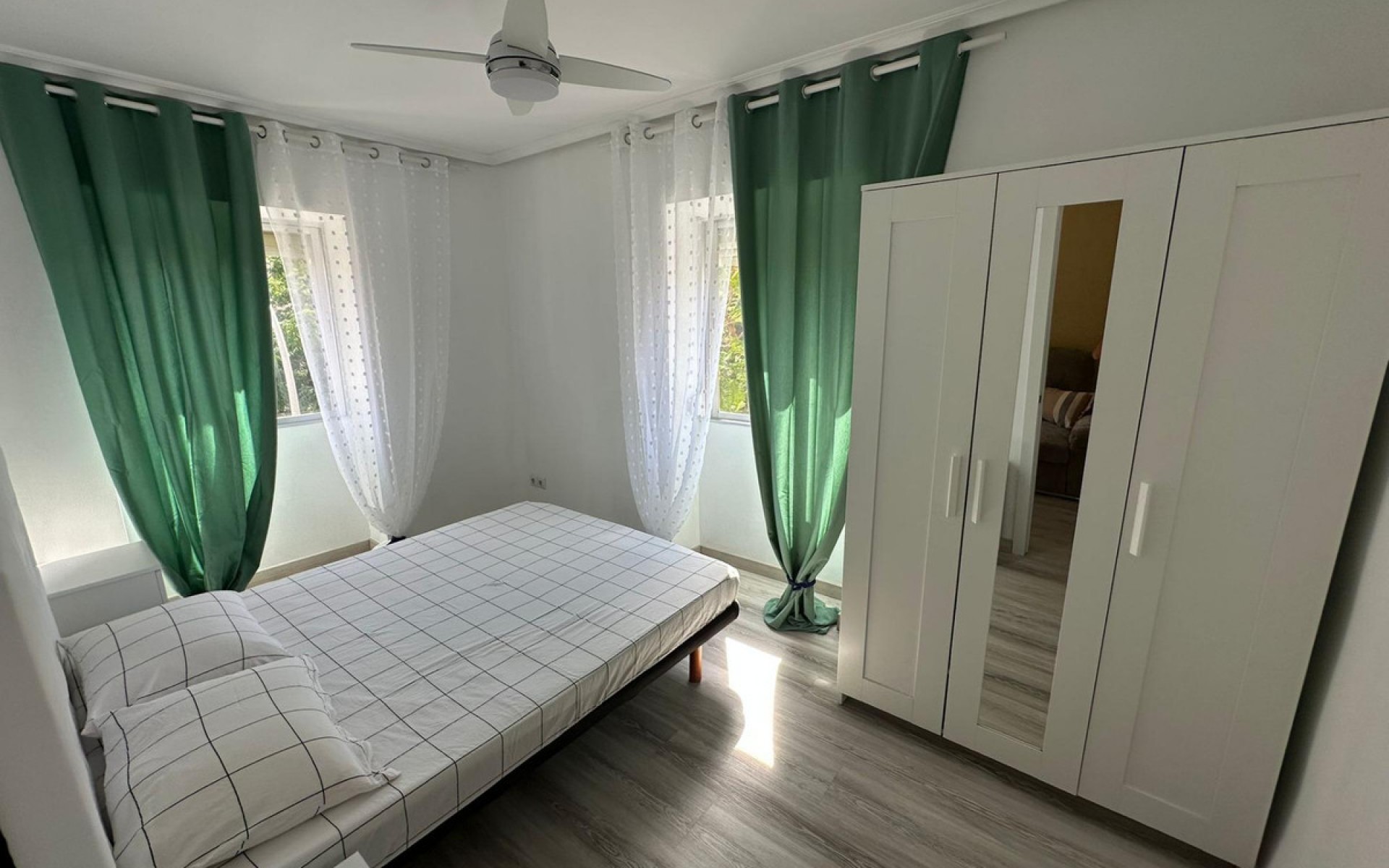 Resale - Apartment - Alicante - Alicante Centro