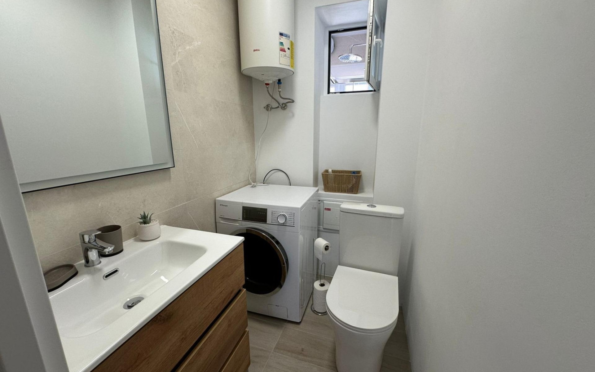 Resale - Apartment - Alicante - Alicante Centro