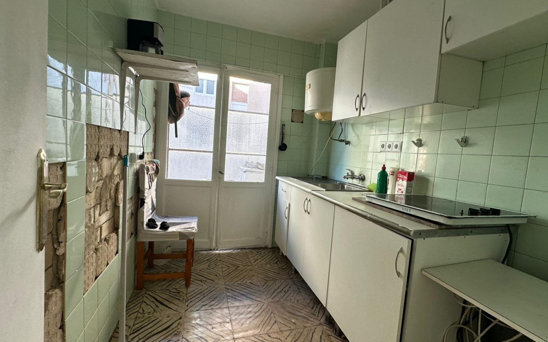 Resale - Apartment - Alicante - Alicante Centro