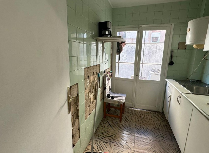 Resale - Apartment - Alicante - Alicante Centro