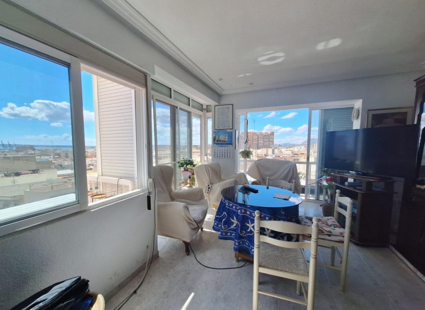 Resale - Apartment - Alicante - Alicante Centro