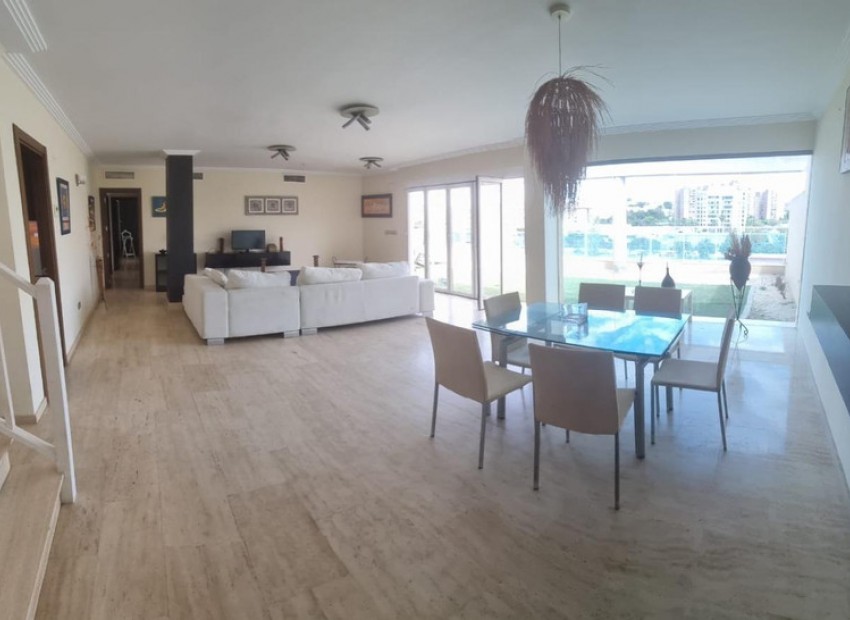 Resale - Apartment - Alicante - Alicante Centro