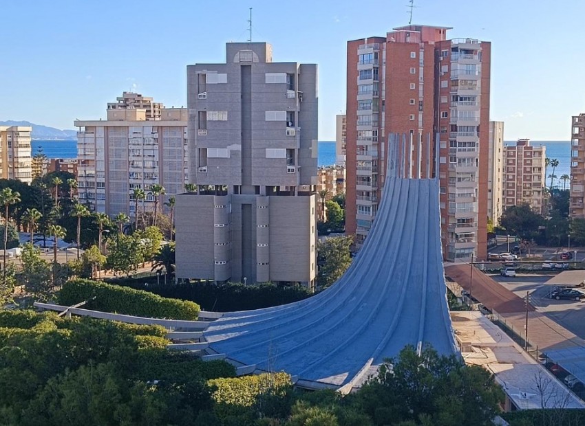 Resale - Apartment - Alicante - Alicante Centro