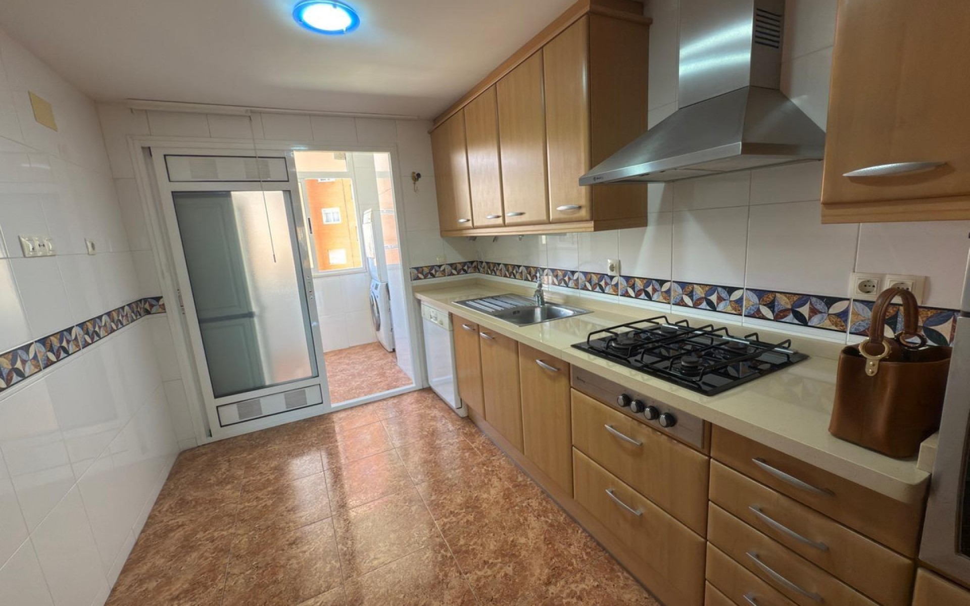 Resale - Apartment - Alicante - Alicante Centro