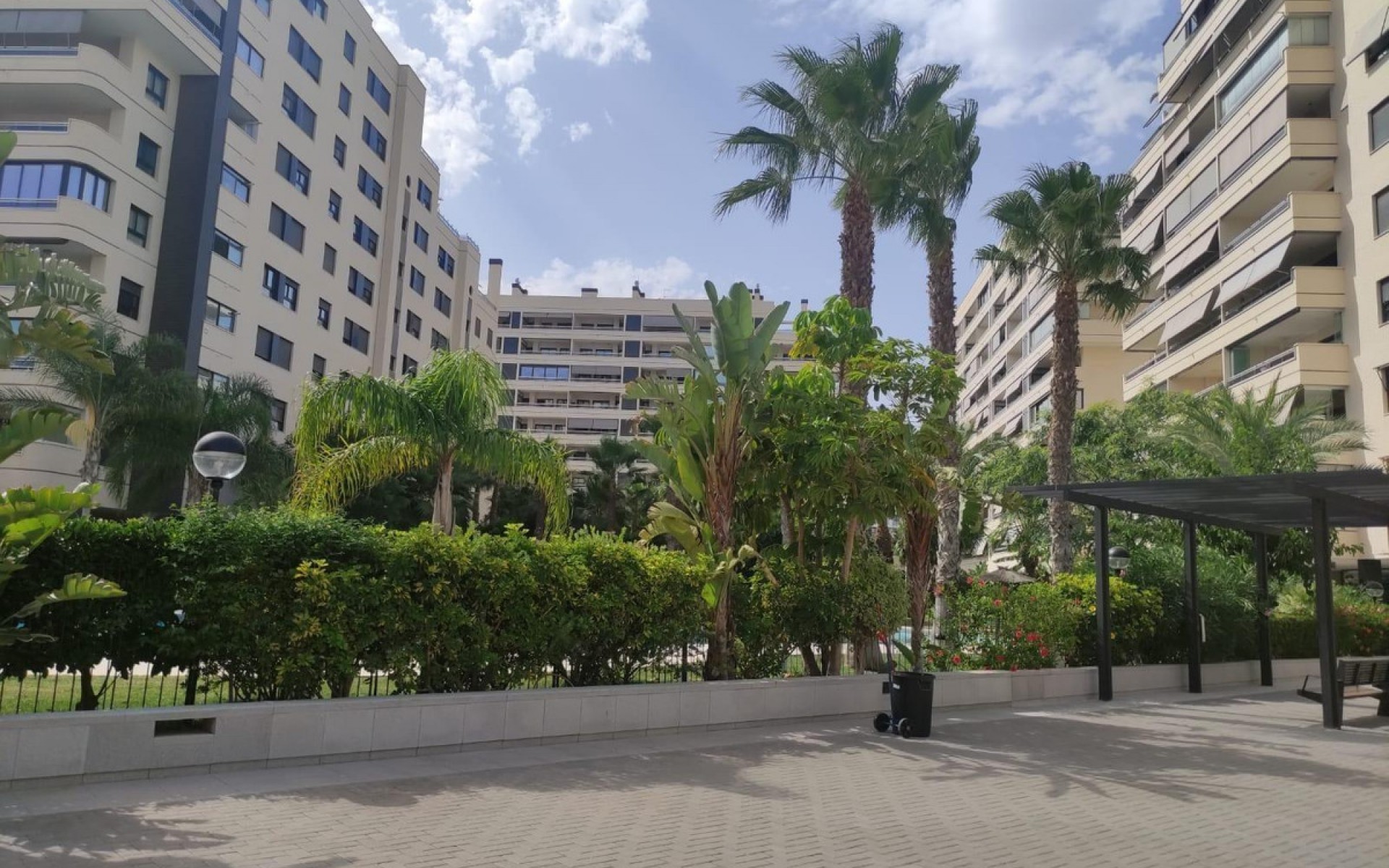 Resale - Apartment - Alicante - Alicante Centro
