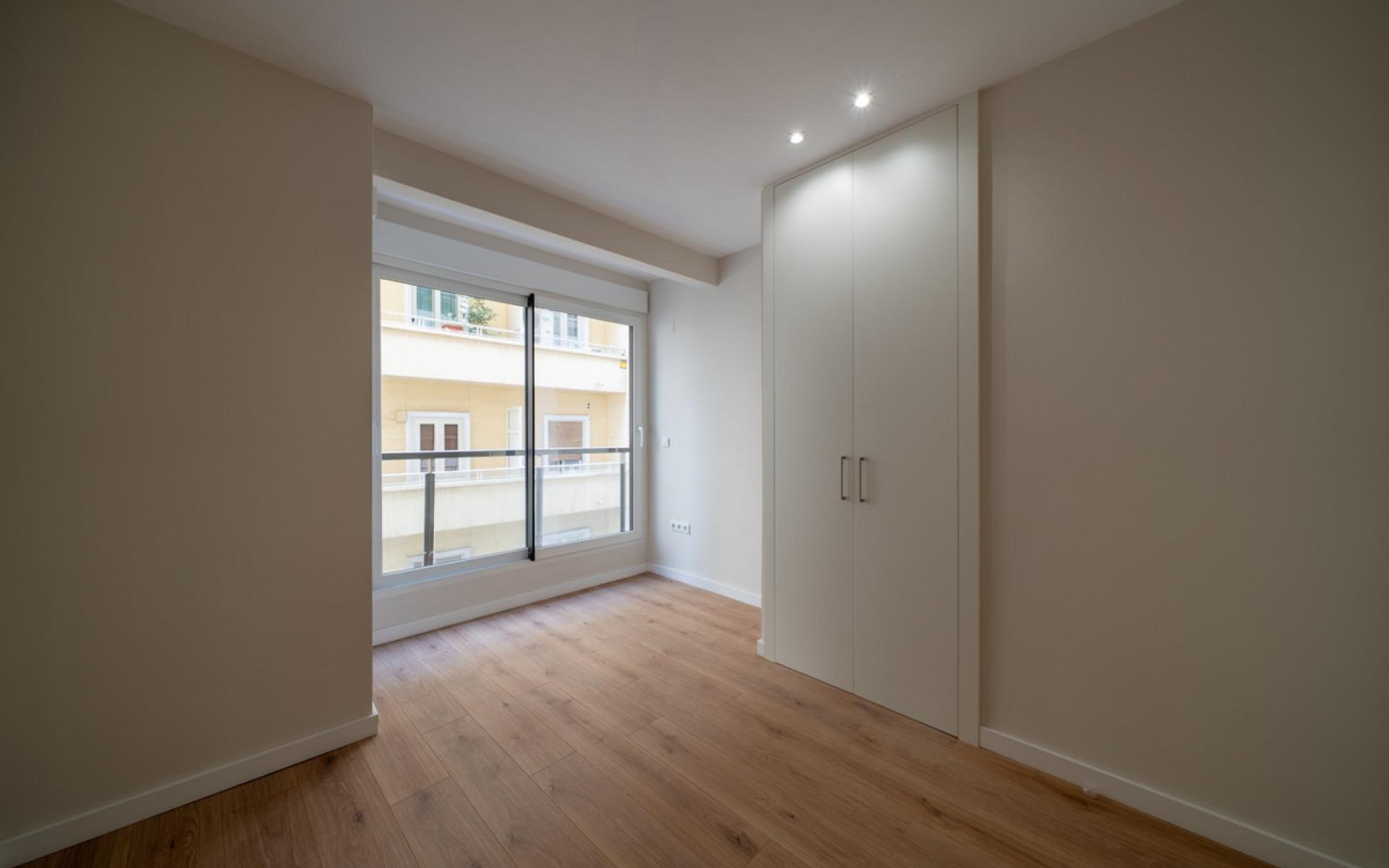 Resale - Apartment - Alicante - Alicante Centro