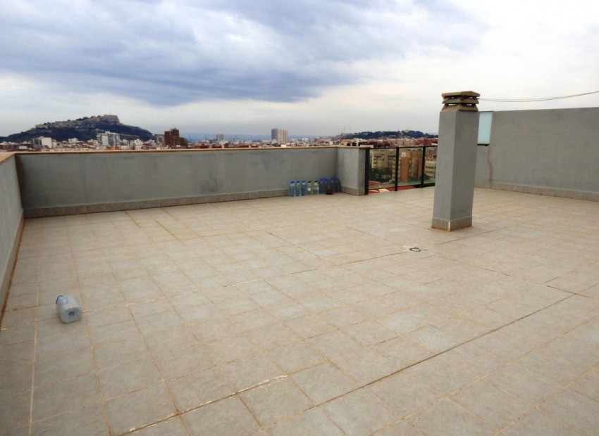 Resale - Apartment - Alicante - Alicante Centro