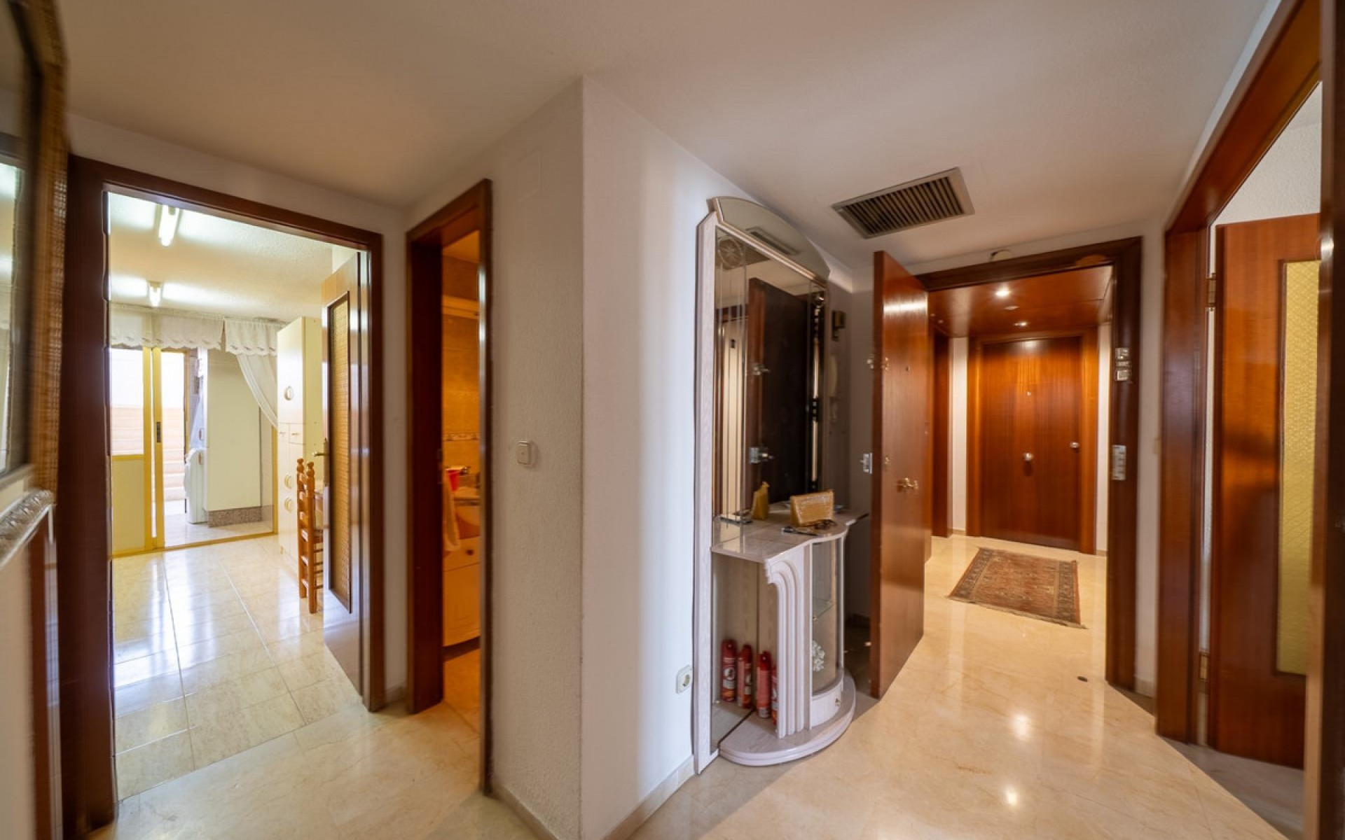 Resale - Apartment - Alicante - Alicante Centro