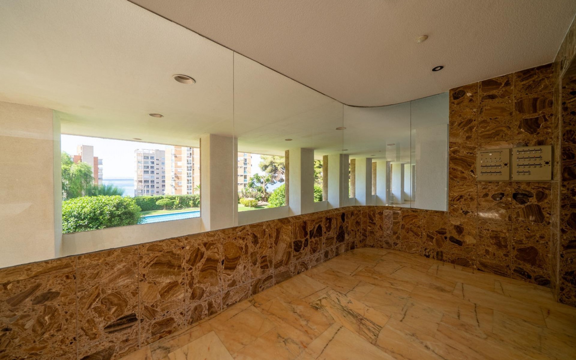 Resale - Apartment - Alicante - Alicante Centro