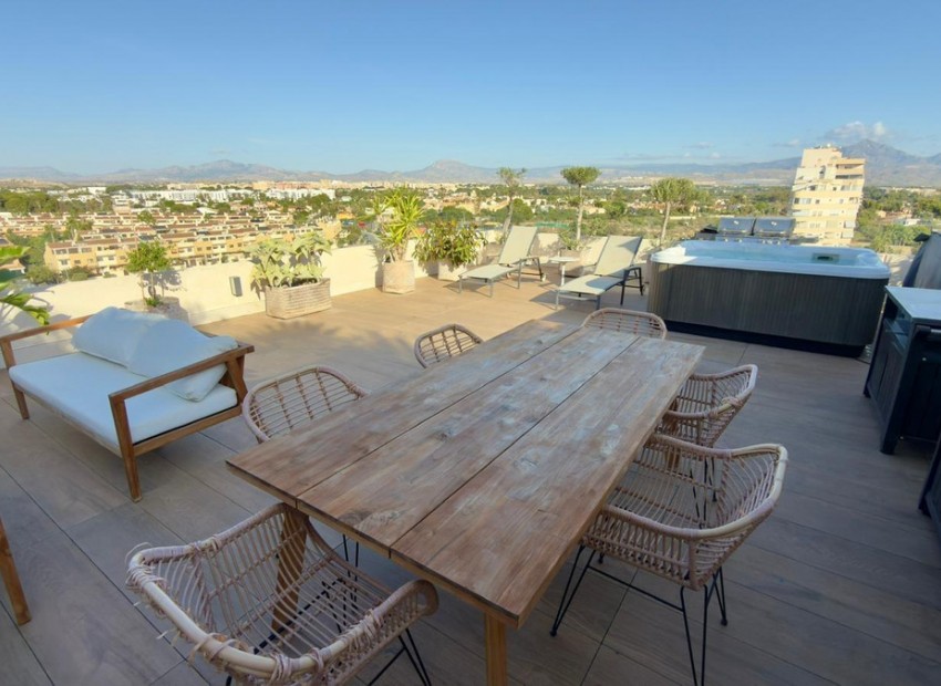 Resale - Apartment - Alicante - Alicante Centro