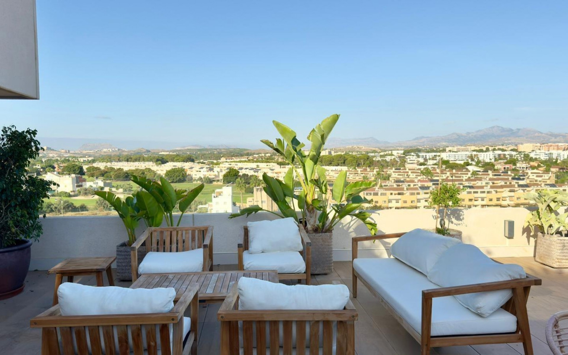 Resale - Apartment - Alicante - Alicante Centro