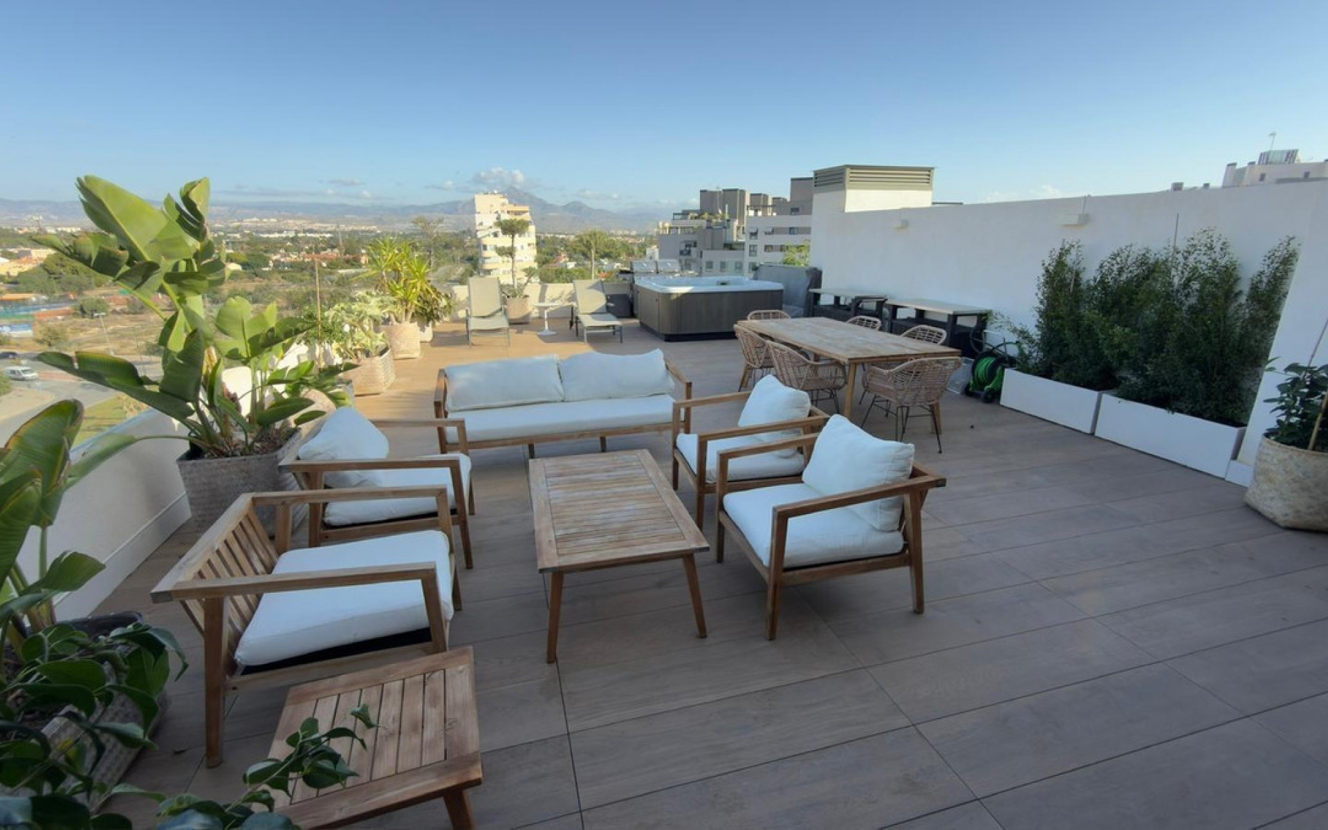 Resale - Apartment - Alicante - Alicante Centro